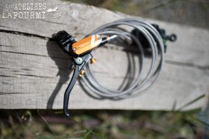 [:fr]Paire de Freins Hope Tech 4 (Tech4) V4 ~ Noir/Orange avec Durites Aviation[:en] (Copie) (Copie)[:]